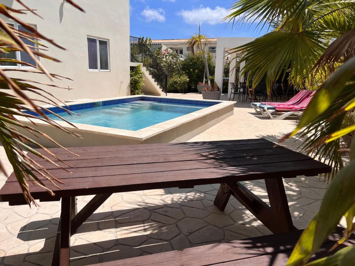 Andira Apartments Willemstad Exterior foto