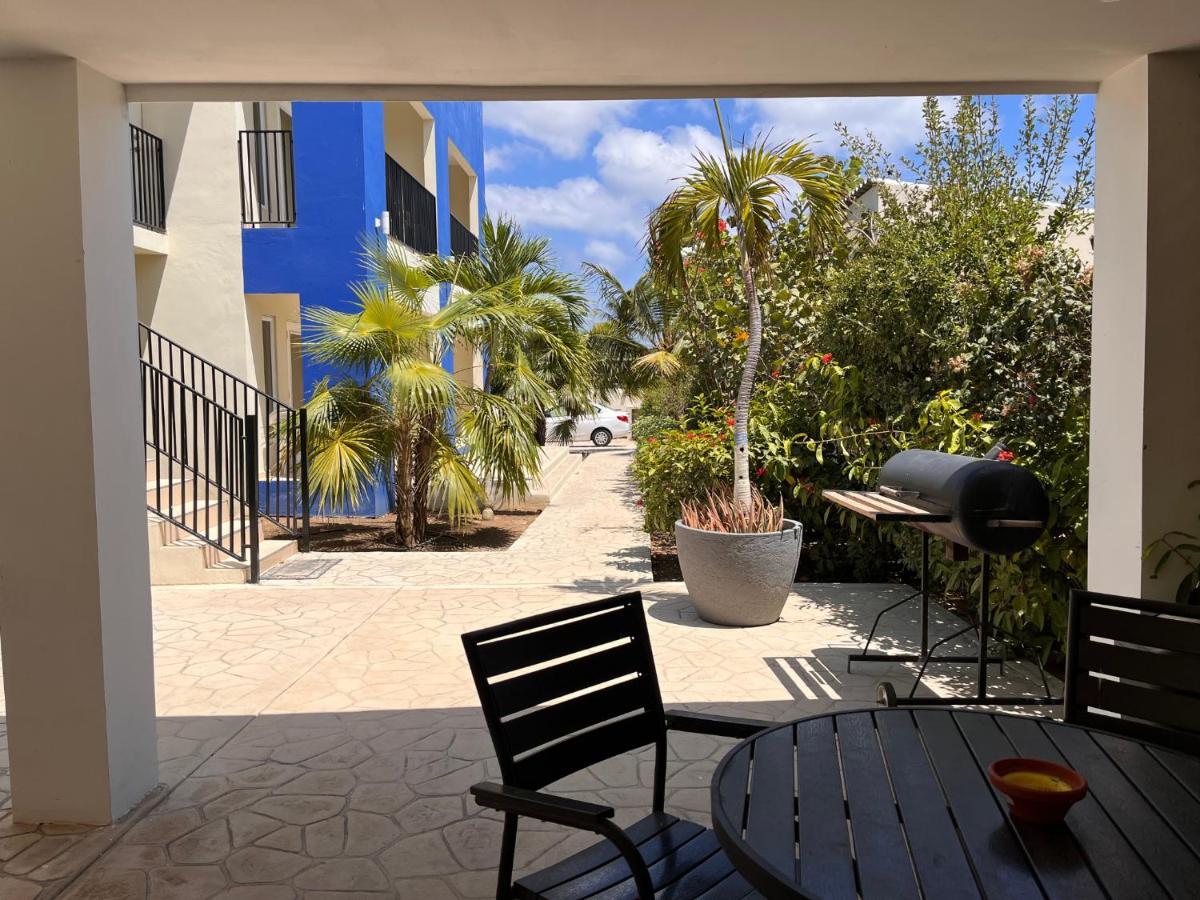 Andira Apartments Willemstad Exterior foto